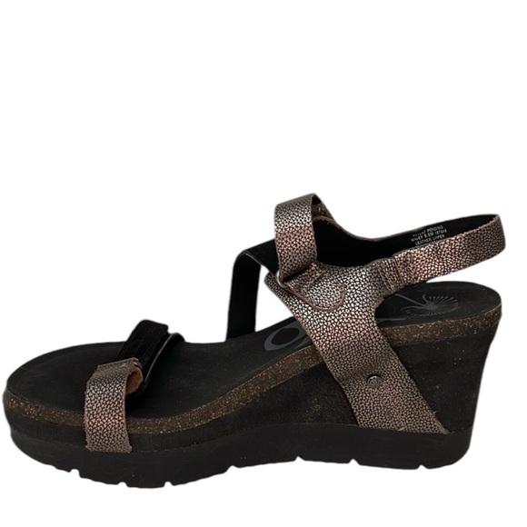 OTBT Sandals Platform Wedges Black Metallic Pewter Silver Size 9.5 Wavey - Picture 1 of 10